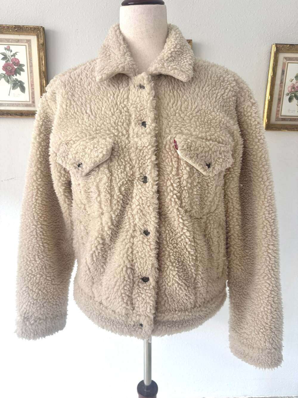 Levi’s Cream Sherpa Trucker Jacket, Faux Fur Teddy, Snap Front, Women’s M